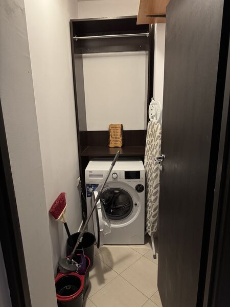 Vitan, Rin Grand Hotel, garsoniera cu centrala proprie si parcare privata