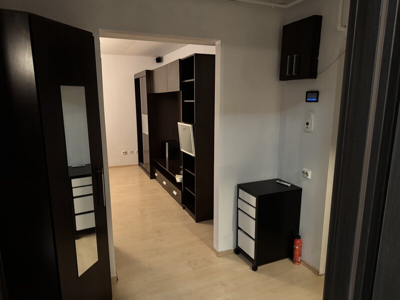 Vitan, Rin Grand Hotel, garsoniera cu centrala proprie si parcare privata