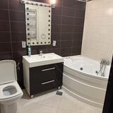 Vitan, Rin Grand Hotel, garsoniera cu centrala proprie si parcare privata